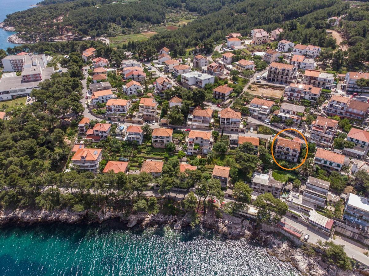 Apartments And Room Caric Йелса Екстериор снимка